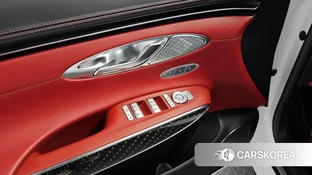 Genesis GV70 id 3104390 из Кореи 10