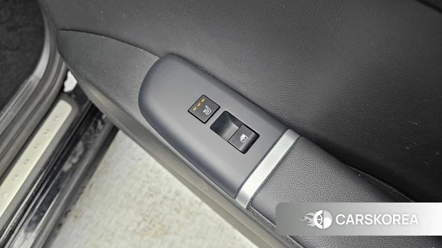 Hyundai Grandeur (GN7) id 3891888 из Кореи 10