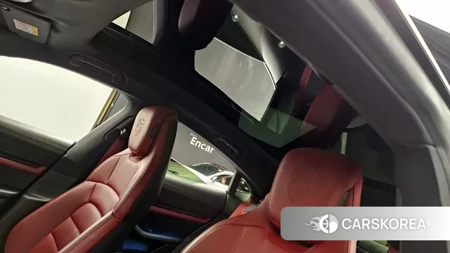 Porsche Taycan id 3355857 из Кореи 10