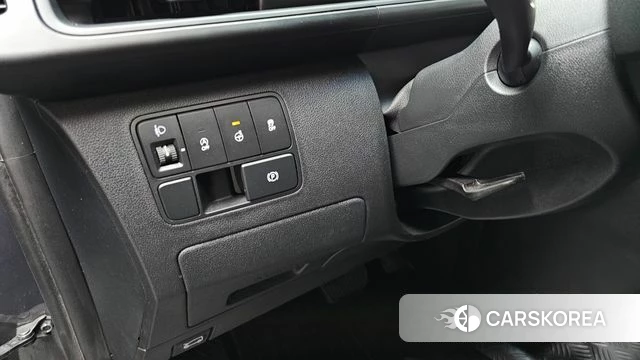 Hyundai Staria id 4456316 из Кореи 10