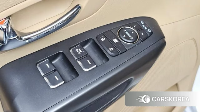 Kia The New Carnival id 4737425 из Кореи 10