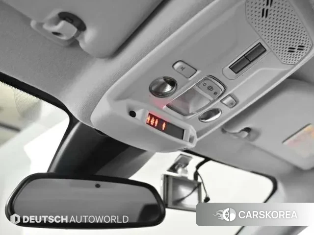 Peugeot e-208 second Generation id 3104857 из Кореи 10