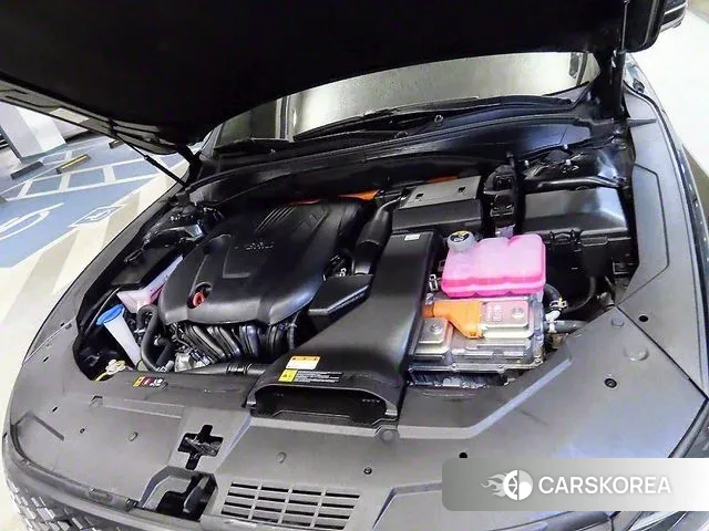 Hyundai The New Grandeur IG Hybrid id 3012493 из Кореи 10