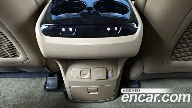 Kia The New Carnival id 2208727 из Кореи 10