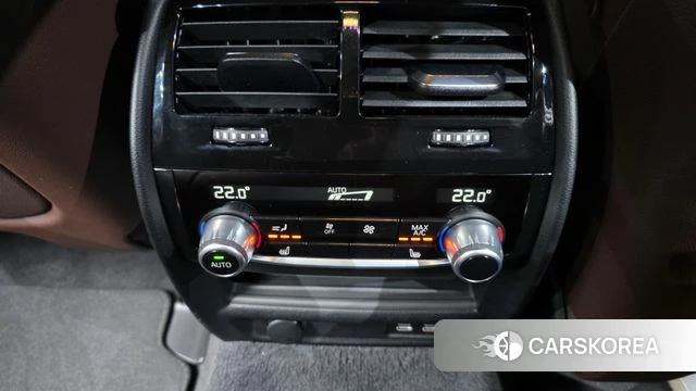 BMW 5 Series (G30) id 3859771 из Кореи 10