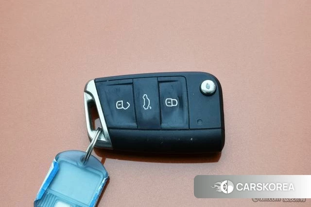 Volkswagen Tiguan L id 4254266 из Китая 10