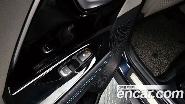 Kia Niro id 2886937 из Кореи 10