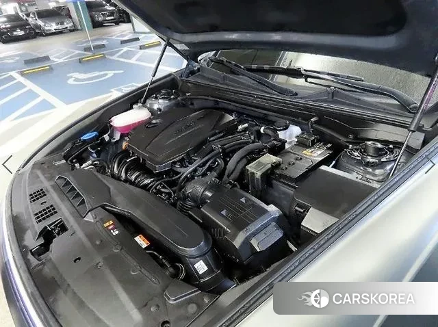 Hyundai Grandeur (GN7) id 3770114 из Кореи 10