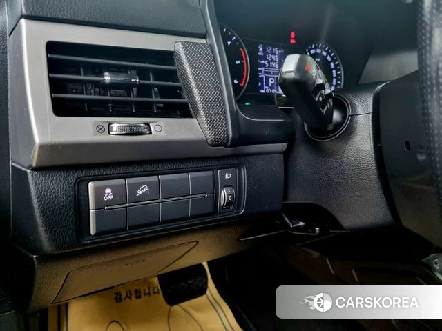 Ssangyong Rexton Sports id 3893954 из Кореи 10