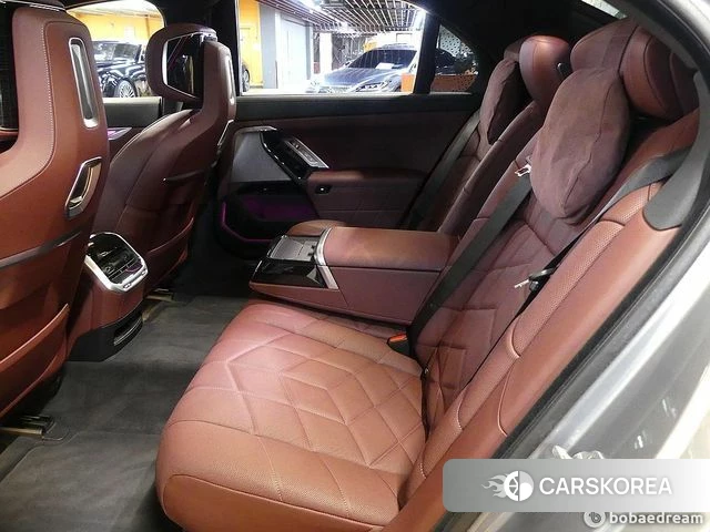 BMW 7 Series (G70) id 4315077 из Кореи 10
