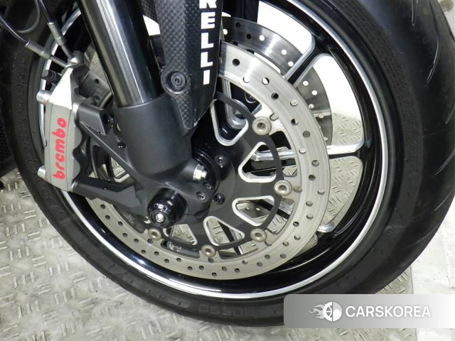 Ducati DIAVEL CARBON id 4229278 из Японии 10