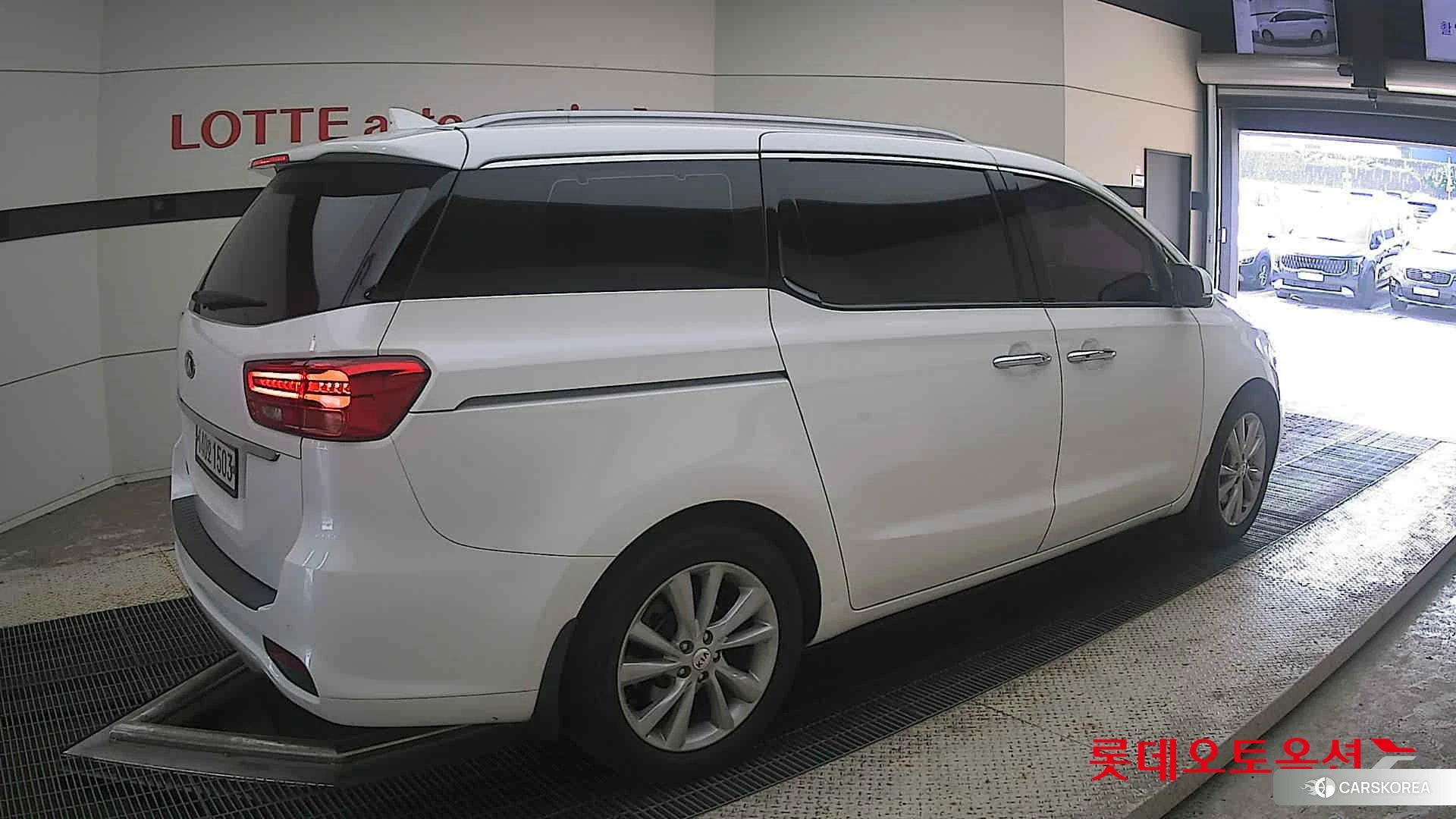 Kia Carnival id 4664349 из Кореи 10