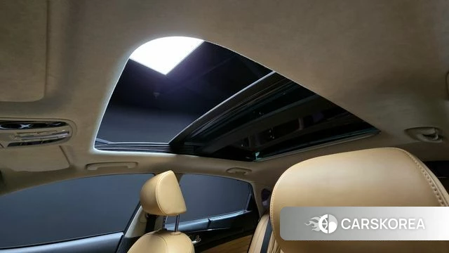 Kia K7 Premier Hybrid id 4203543 из Кореи 10