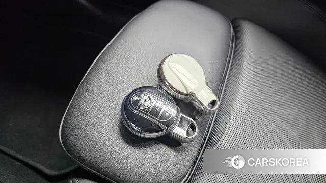 Mini Cooper id 3625393 из Кореи 10