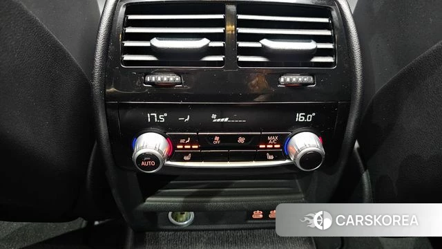 BMW 5 Series (G30) id 4572393 из Кореи 10
