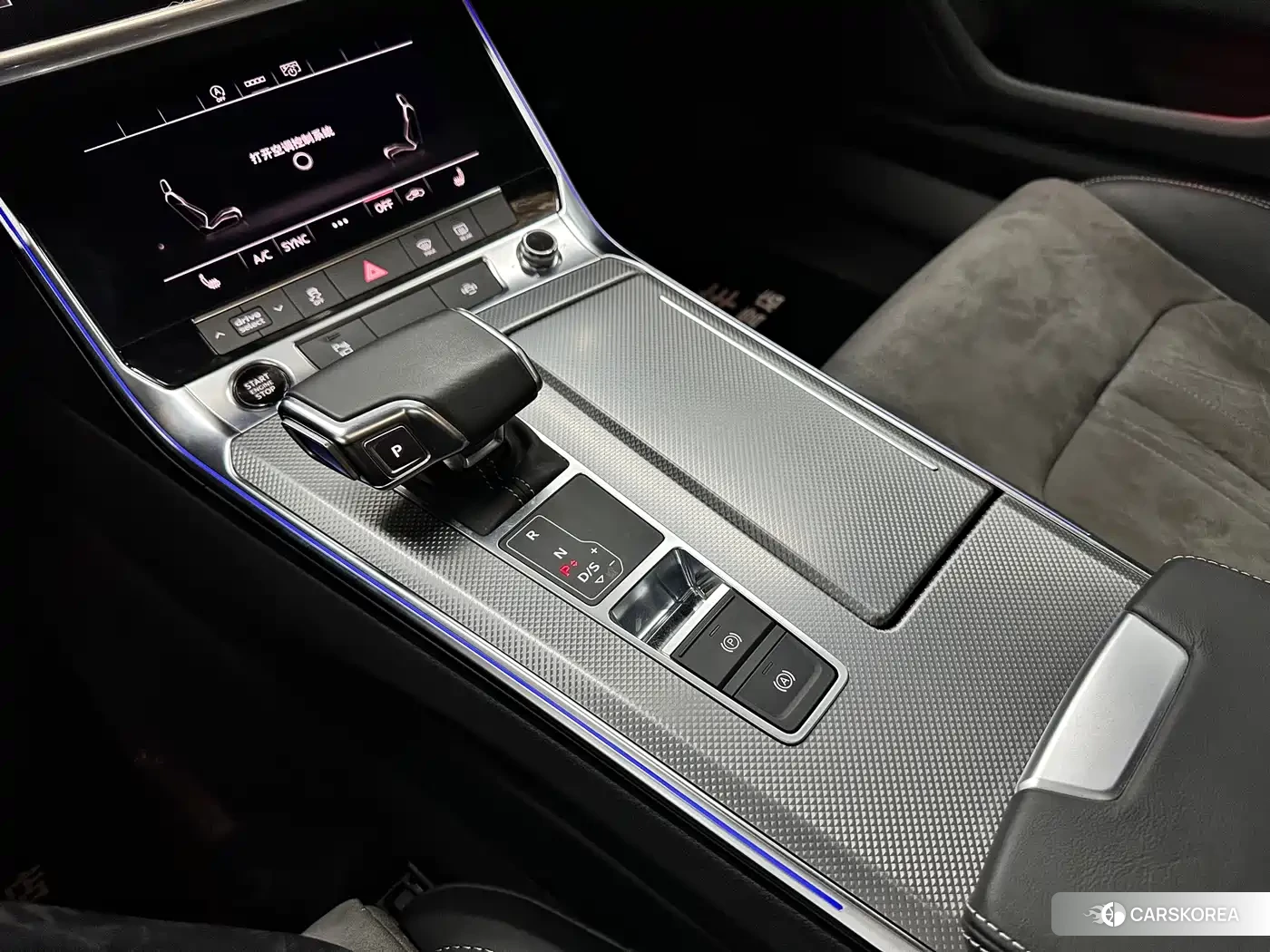 Audi A6L id 4553708 из Китая 10