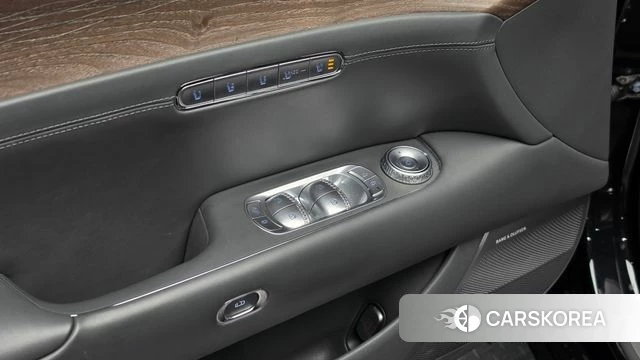 Genesis G90 (RS4) id 4736169 из Кореи 10