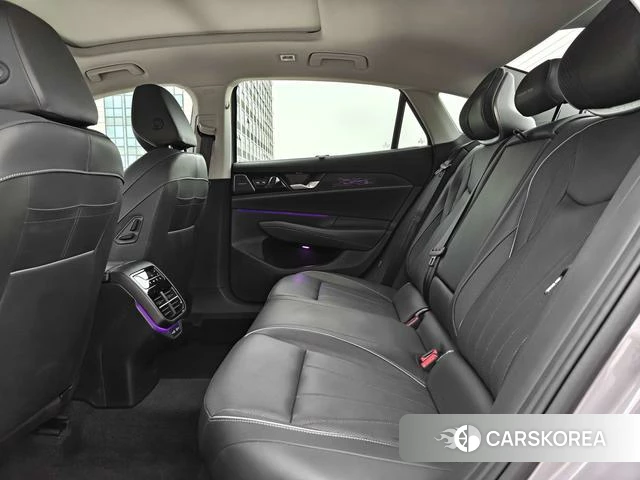 Volkswagen Passat id 4272042 из Китая 10