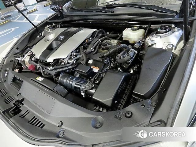 Lexus ES300h 7th generation id 3936691 из Кореи 10