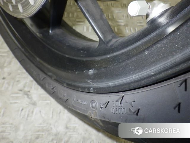 Honda CBR650R id 3947020 из Японии 10