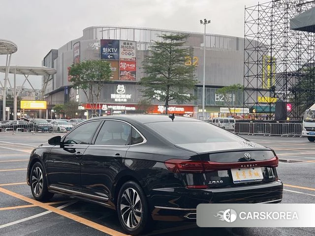 Volkswagen Passat id 4290602 из Китая 10