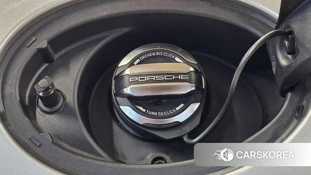 Porsche 911(992) id 4897811 из Кореи 10