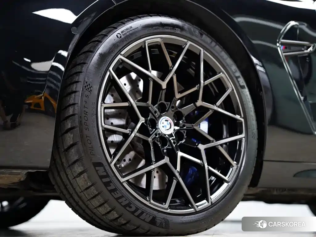 BMW M8 id 4559875 из Китая 10