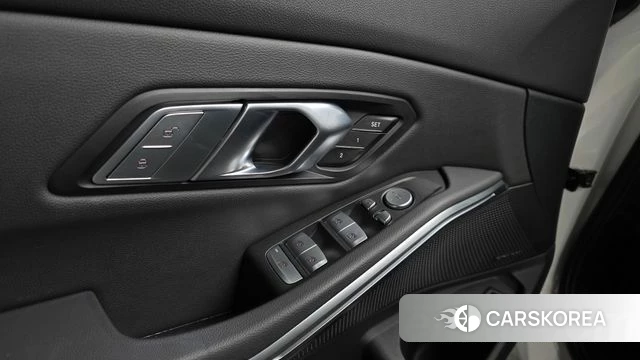 BMW 3 Series (G20) id 3841818 из Кореи 10