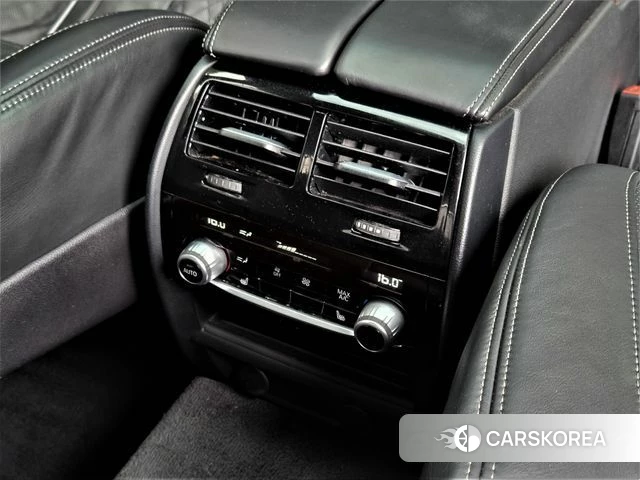 BMW 5 Series (G30) id 4483391 из Кореи 10