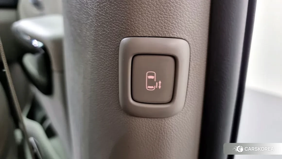 Kia The New Carnival id 2161231 из Кореи 10