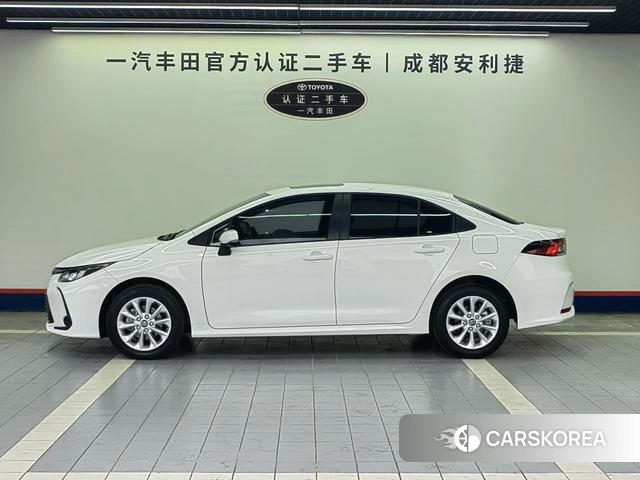 Toyota Corolla id 4328960 из Китая 10