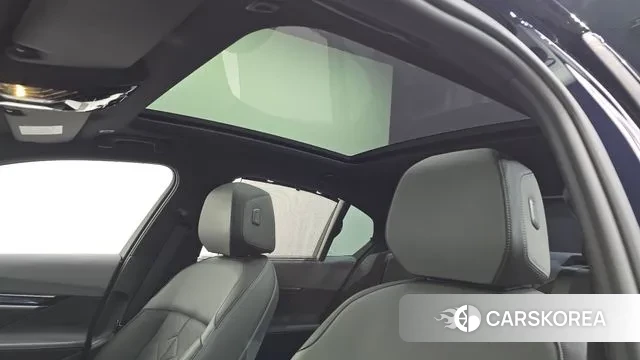 BMW 5 Series (G60) id 3596494 из Кореи 10