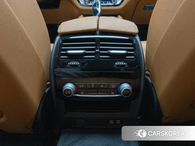 BMW 5 Series (G30) id 3852557 из Кореи 10