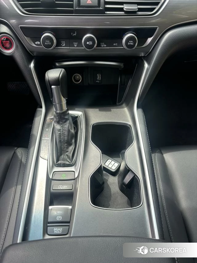 Honda Accord id 4290867 из Китая 10