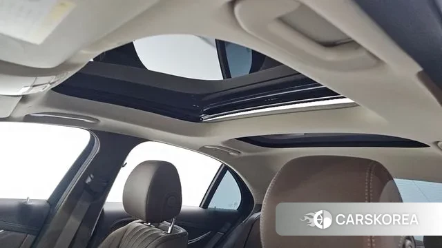 Mercedes-Benz E-Class W213 id 3004714 из Кореи 10