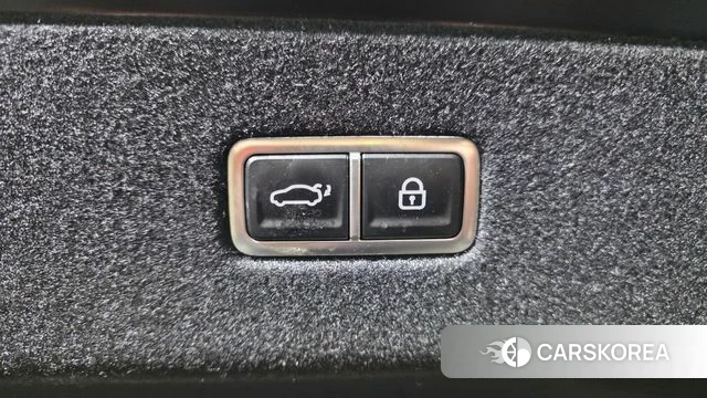 Hyundai Ionic 6 id 4302950 из Кореи 10
