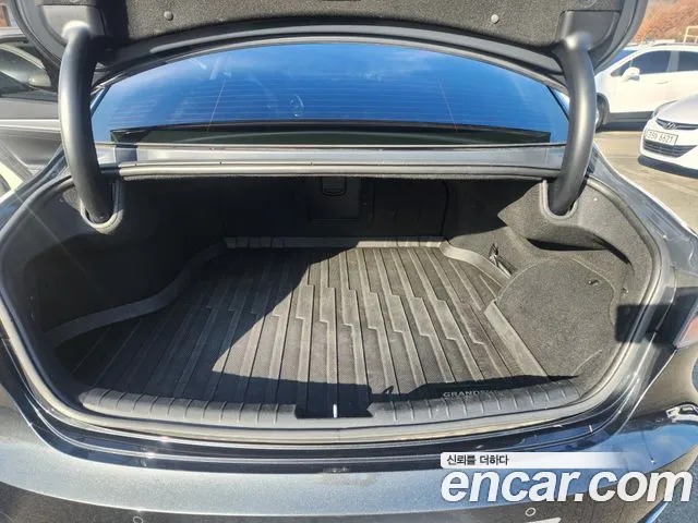 Hyundai The New Grandeur IG Hybrid id 2720317 из Кореи 10