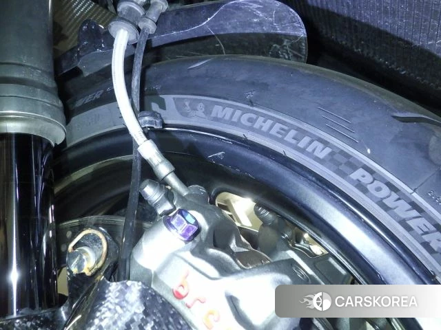 Kawasaki NINJA H2 id 3946945 из Японии 10