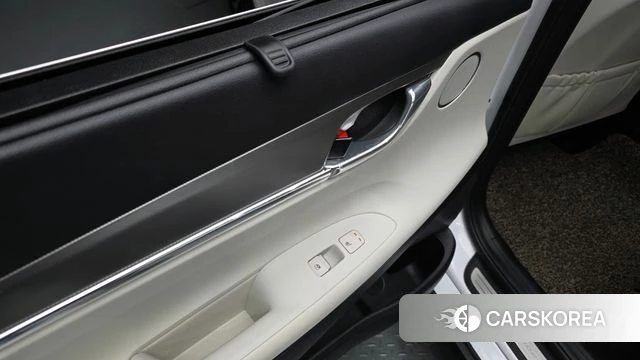 Hyundai The New Grandeur IG Hybrid id 4549692 из Кореи 10