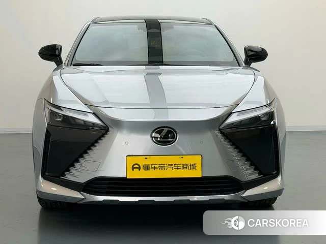 Lexus RZ id 3890497 из Китая 10