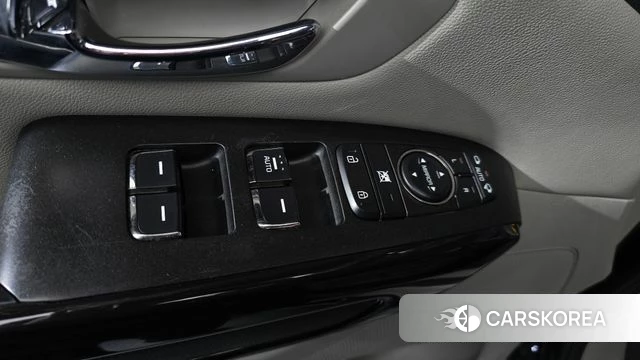 Kia The New Carnival id 4794499 из Кореи 10