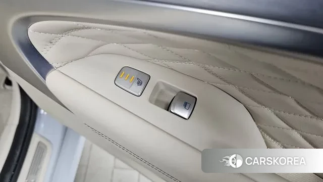 Genesis G70 id 3666514 из Кореи 10