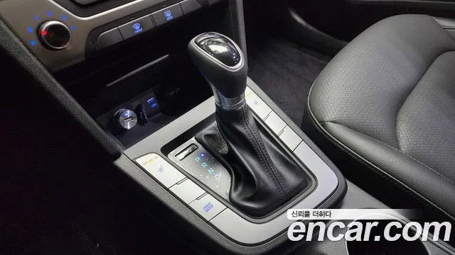 Hyundai Avante AD id 2684371 из Кореи 10