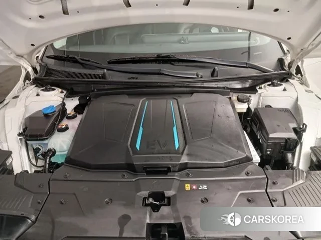 Hyundai Ionic 5 id 3355606 из Кореи 10