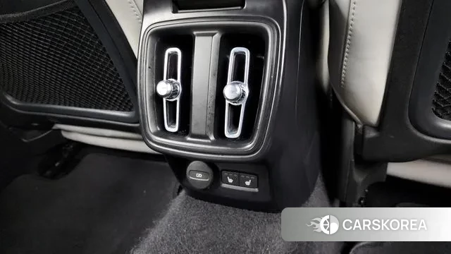 Polestar Polestar 2 id 3037036 из Кореи 10