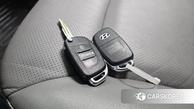 Hyundai The New Grand Starex id 3621755 из Кореи 10