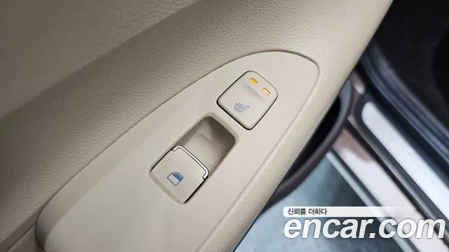 Hyundai Grandeur IG id 2213530 из Кореи 10