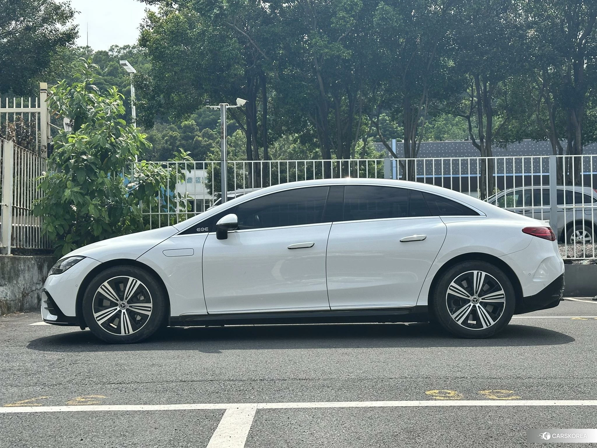 Mercedes-Benz EQE id 4515174 из Китая 10