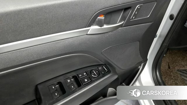 Hyundai The New Avante AD id 4356713 из Кореи 10