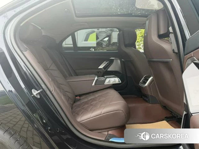 BMW 7 series id 4297794 из Китая 10